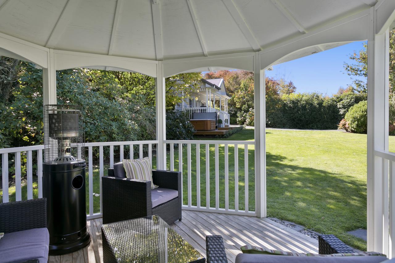 The Retreat Luxury Garden Villa Taupo Exterior foto
